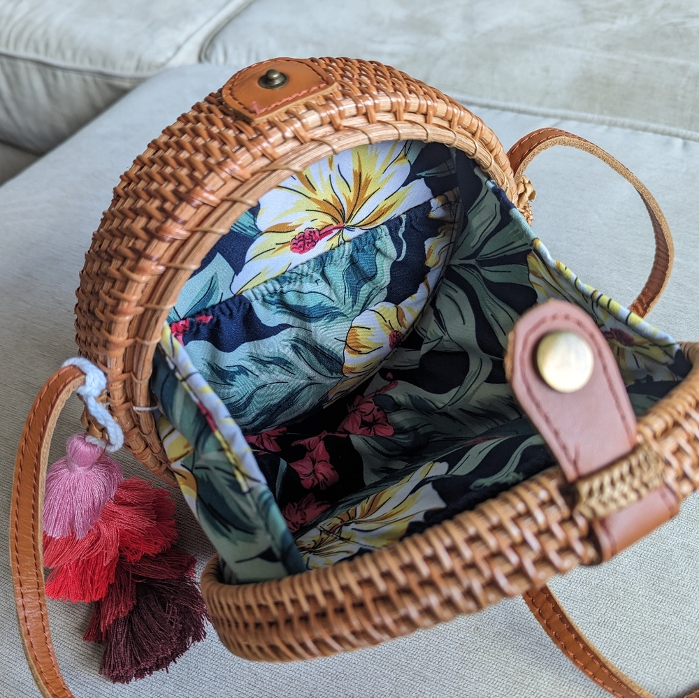Round Rattan Crossbody - Picture 2 of 4